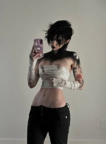 Huelle escort profile in Rennes